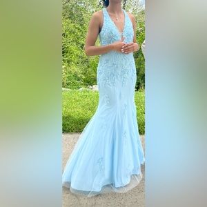 Light Blue Faviana Prom Dress Size 6